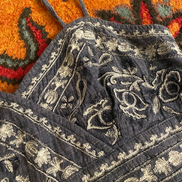 American Eagle Embroidered Chambray Crop Top - Picture 2 of 5